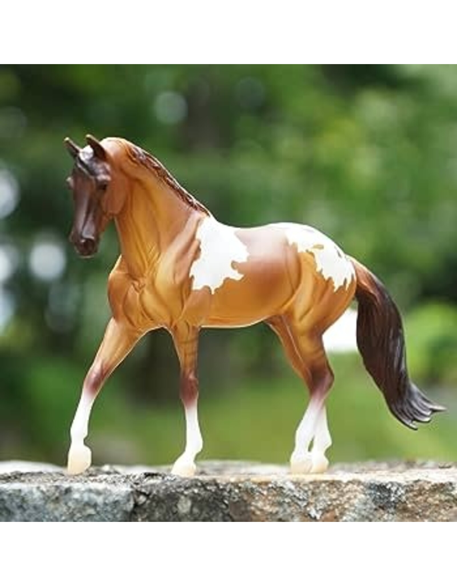 Breyer Breyer Red Dun Pintaloosa 1053 Freedom Series Model Horse