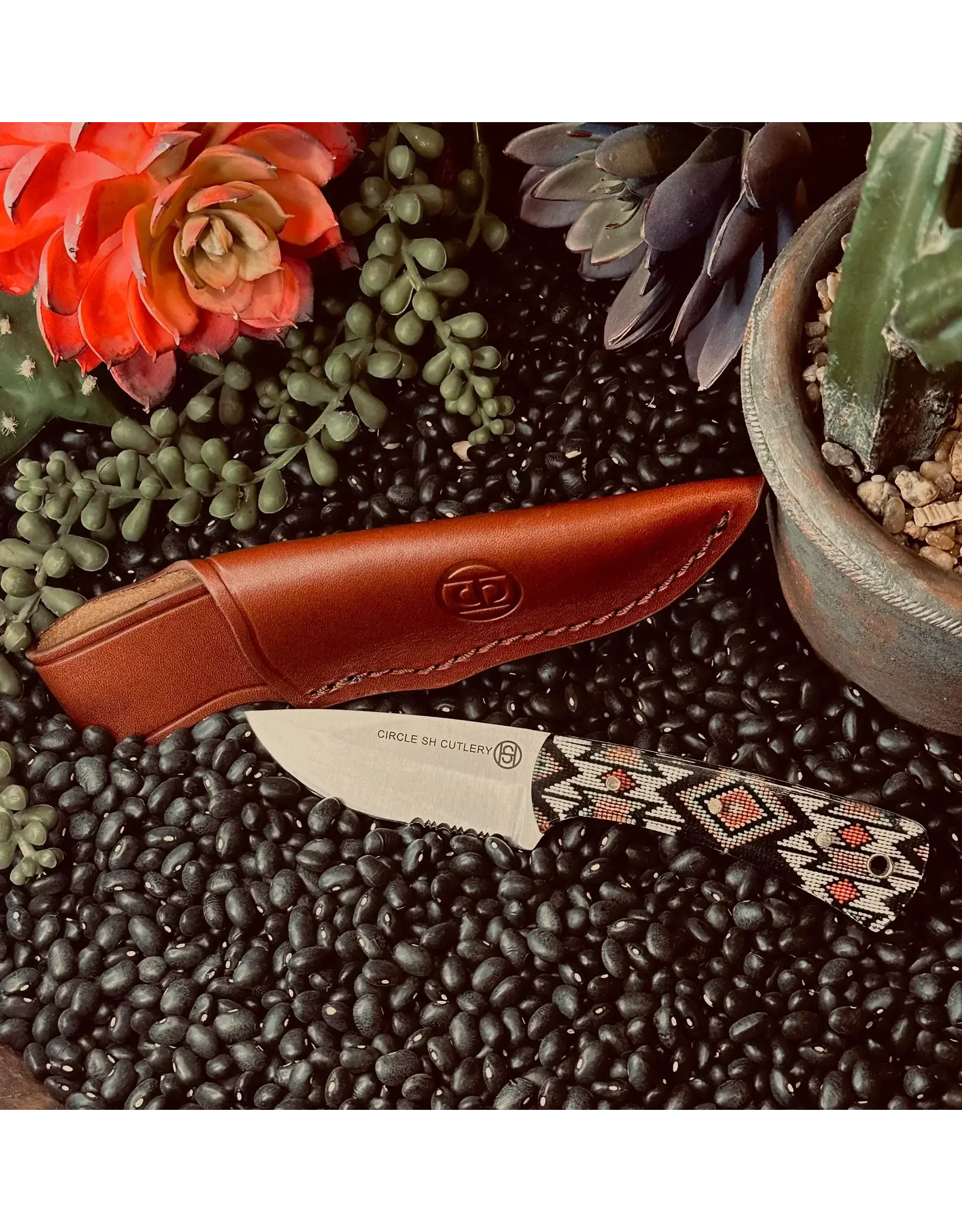 Circle SH Cutlery Circle SH Cutlery Aztec Handle Knife with Sheath CSH-3024ST