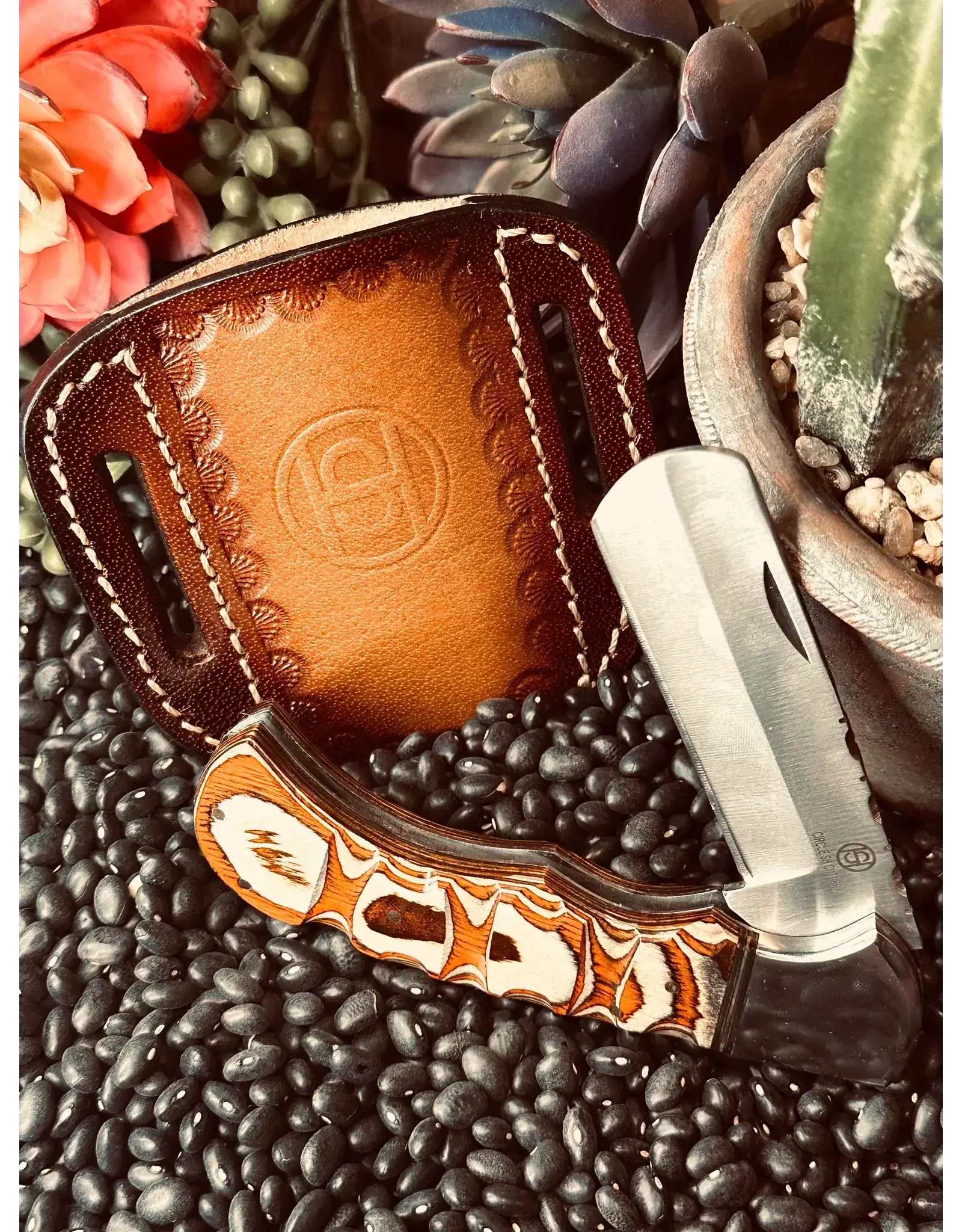 Circle SH Cutlery Circle SH Cutlery Bull Cutter CSH-GHFC2 Pakkawood Knife with Sheath