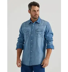 Wrangler Men’s Cowboy Cut Light Denim Long Sleeve Shirt 112345068