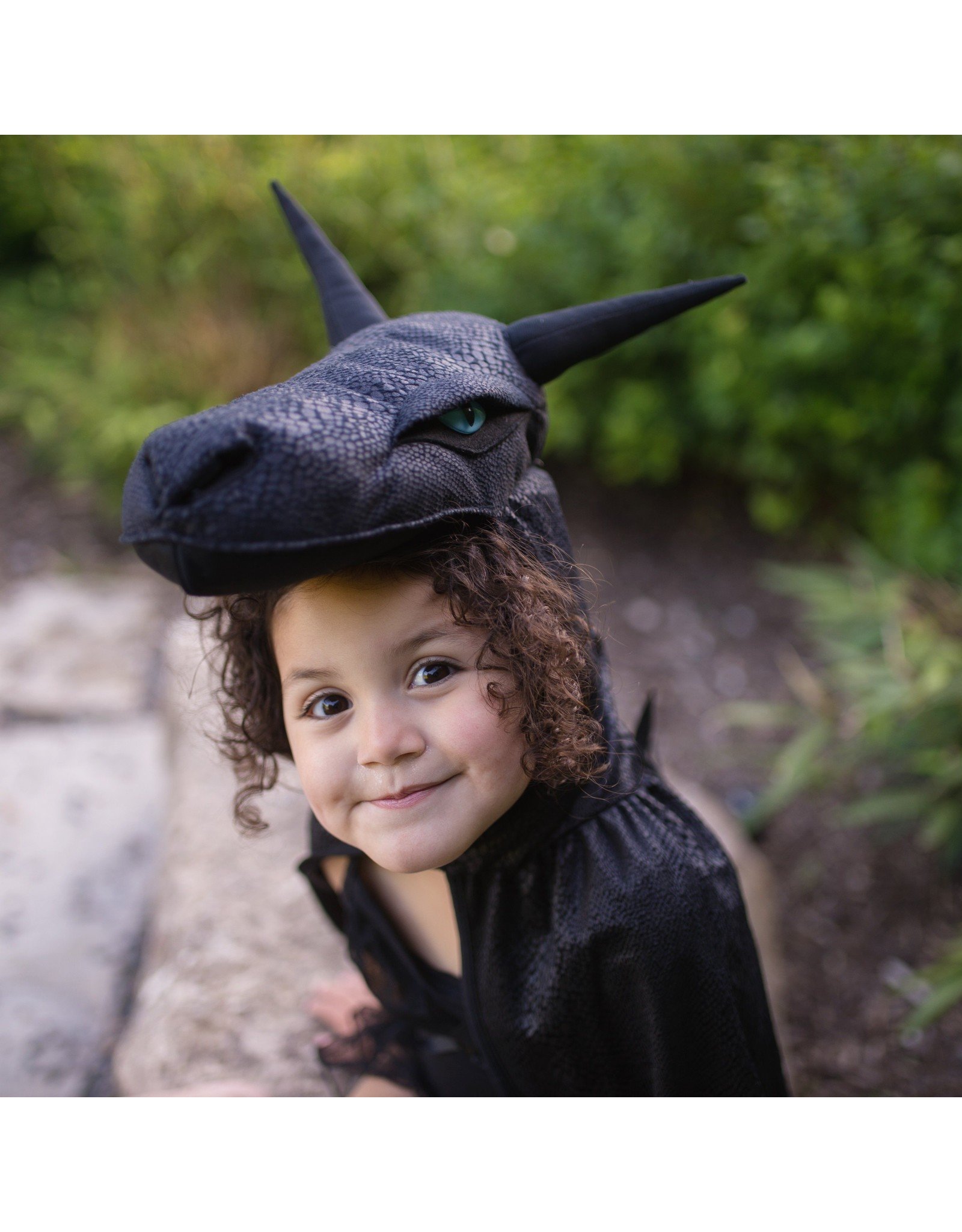 Great Pretenders Midnight Dragon Cape, Size 5/6