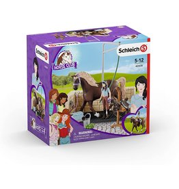 Schleich Washing Area with Horse Club Emily & Luna