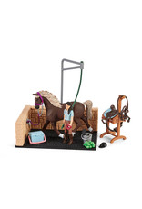 Schleich Washing Area with Horse Club Emily & Luna