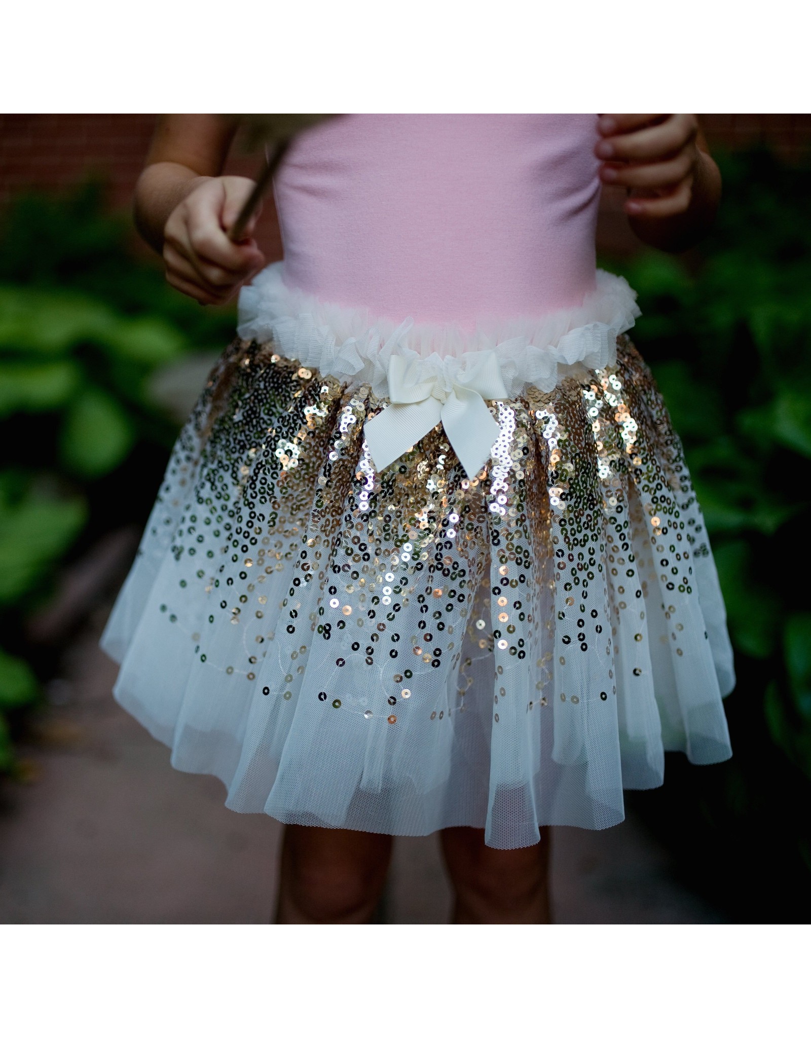 Great Pretenders Gracious Gold Sequins Set (Skirt, Wings, Wand), Size 4/6