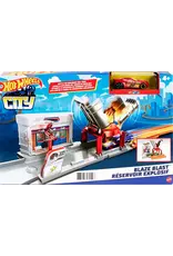Mattel Hot Wheels Fold Out Play Set - Blaze Blast