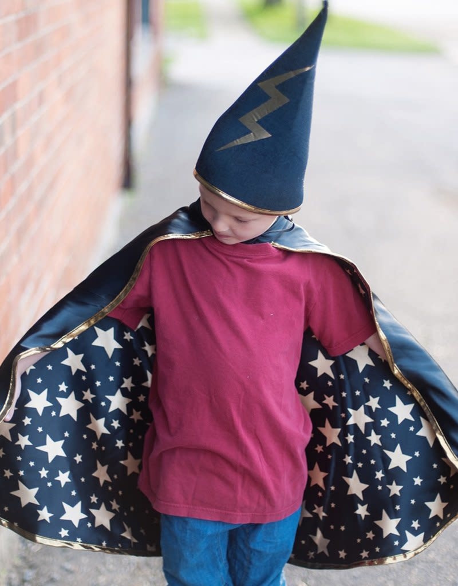 Creative Education Reversible Wizard Cape & Hat, Black/Gold, Size 4-6