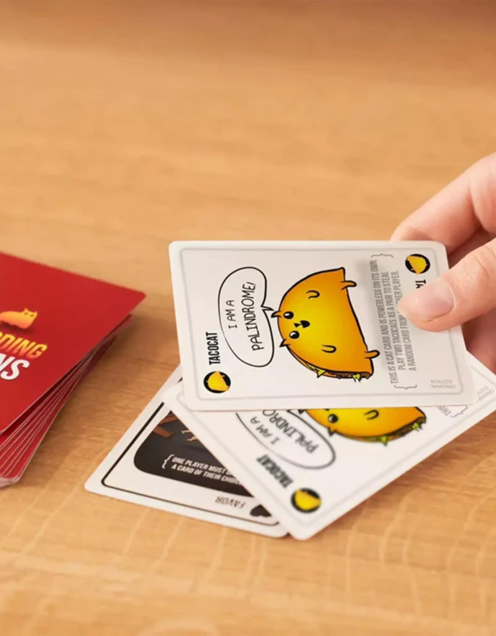 Asmodee Exploding Kittens Original Edition