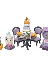 Epoch Everlasting Play Calico Critters - Halloween Surprise Party Set