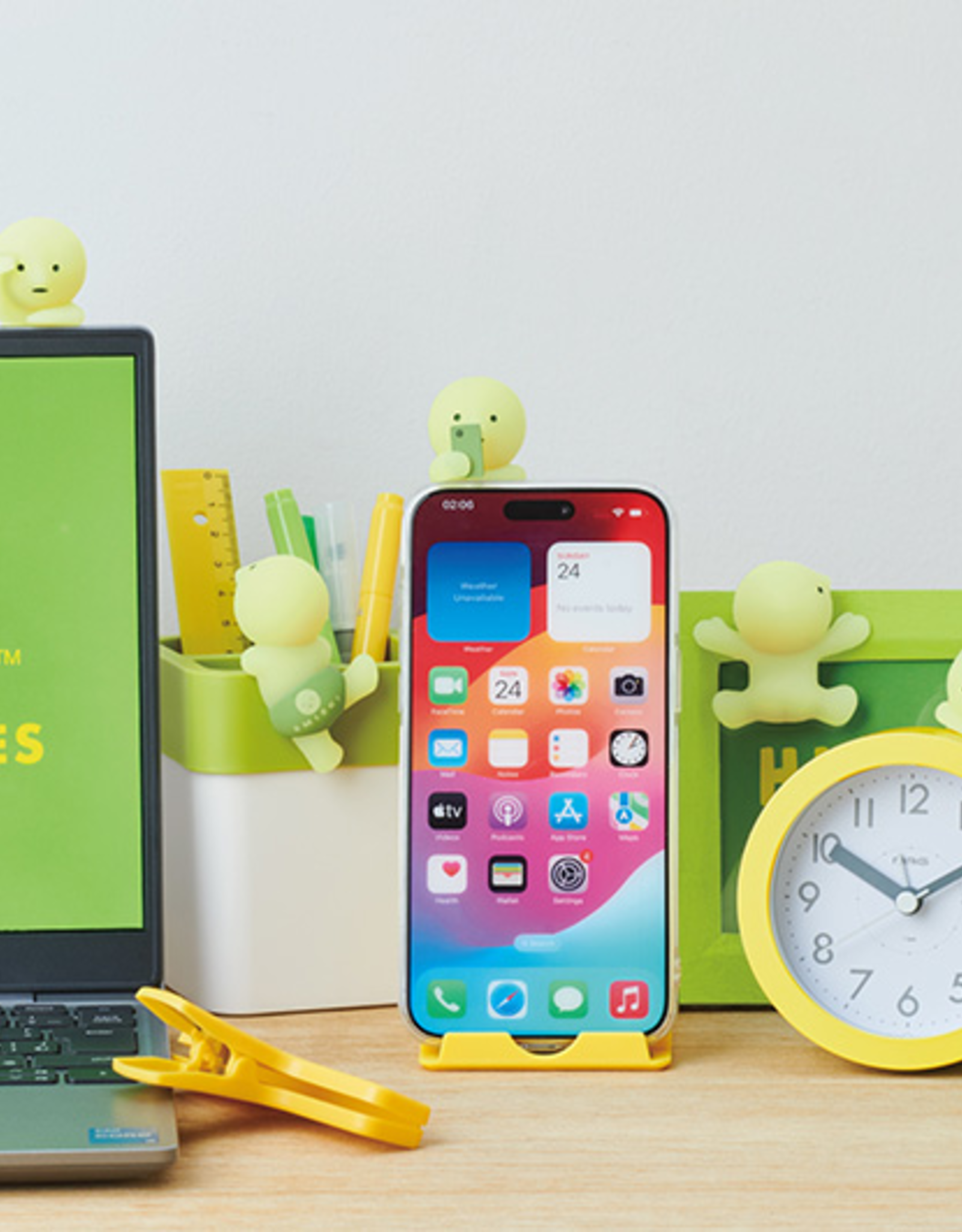 Dreams Smiski Hippers