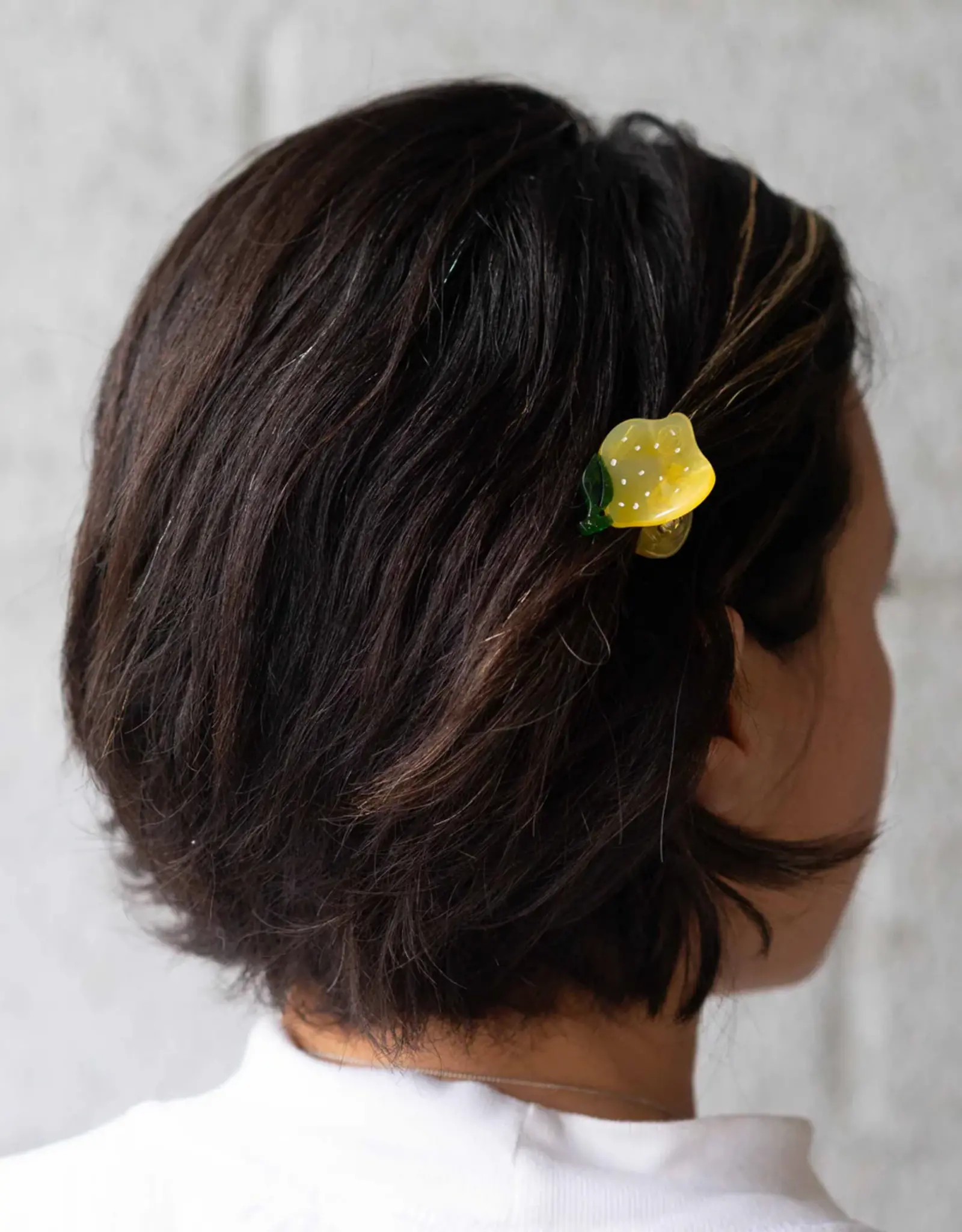 Jenny Lemons Mini Hair Claw Clip: Lemon