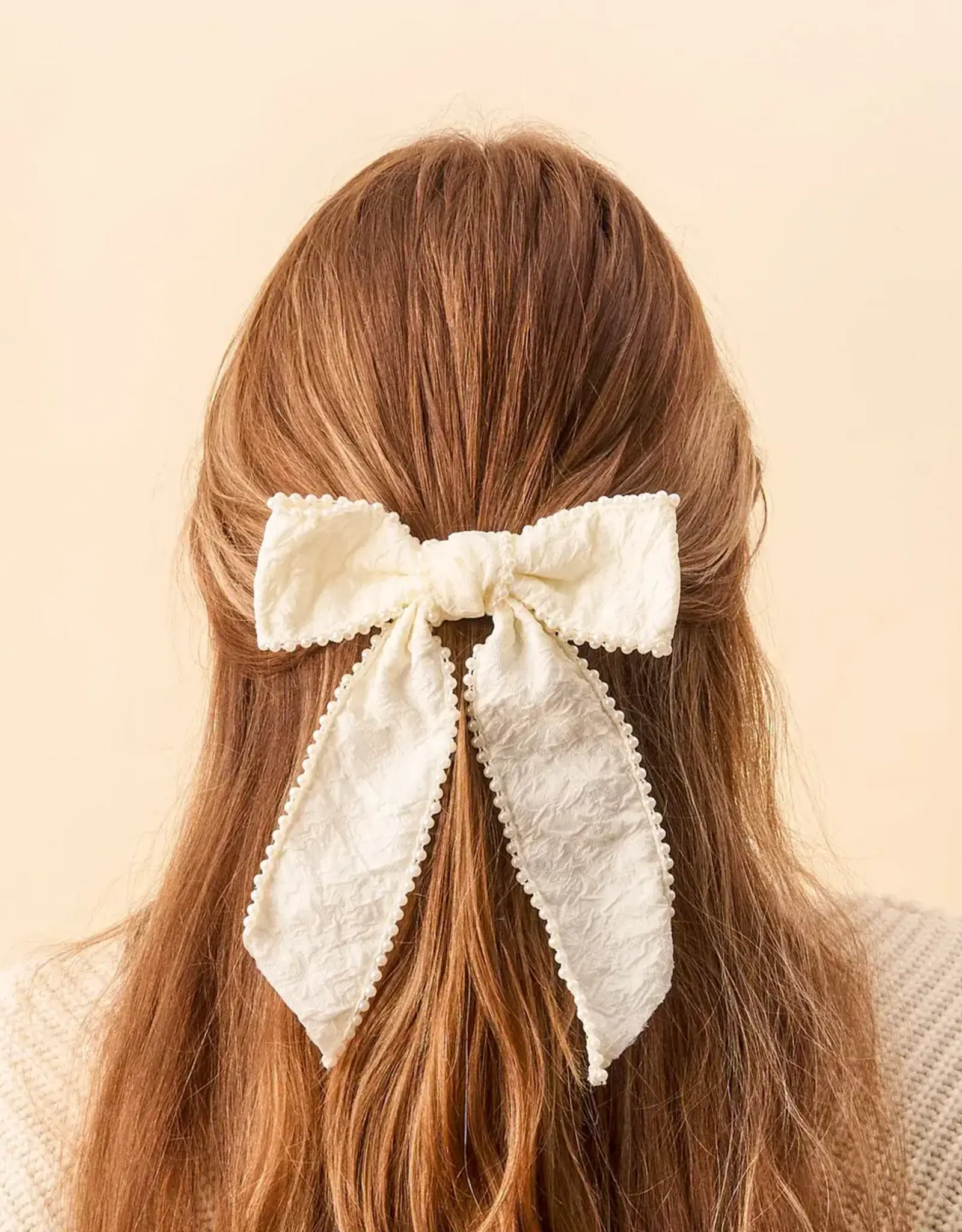 The Darling Effect Pearl Hair Bow- Cream
