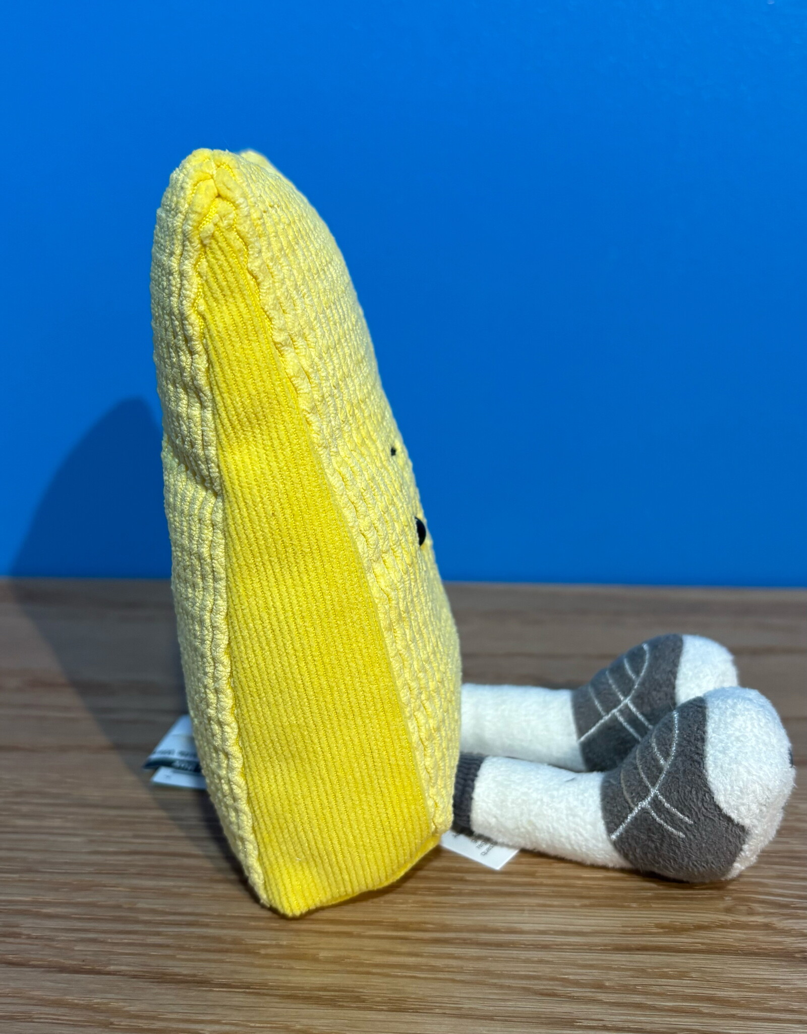 Jellycat Amuseables Sports Warni Yellow Card