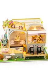 Hands Craft DIY Miniature House Kit: Clover Cat Café
