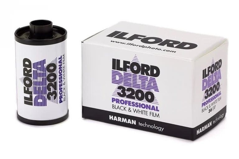 Ilford Delta 3200 Professional B&W Negative Film 35mm 36 Exposures