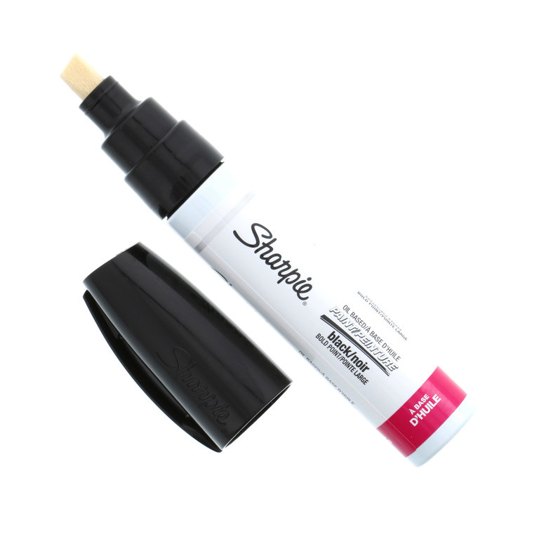 Sharpie Sharpie Permanent Paint Marker Oil-Based Bold