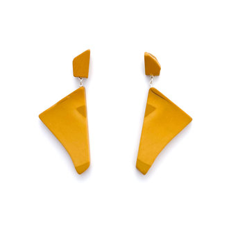 Margaret Hinge Stone Carved Dangle Earrings