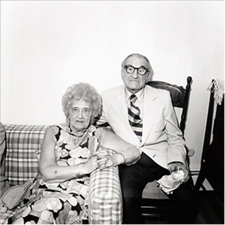 Henry Horenstein: Close Relations by Henry Horenstein, Tom And Ray Magliozzi, Shannon Thomas Perich