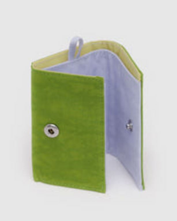 Ellen Van Der Laan BAGGU Snap Wallet