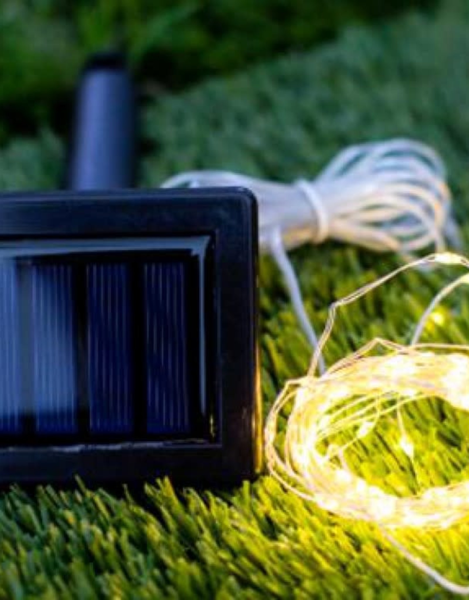 5m - 100 LED Lights Solar Powered