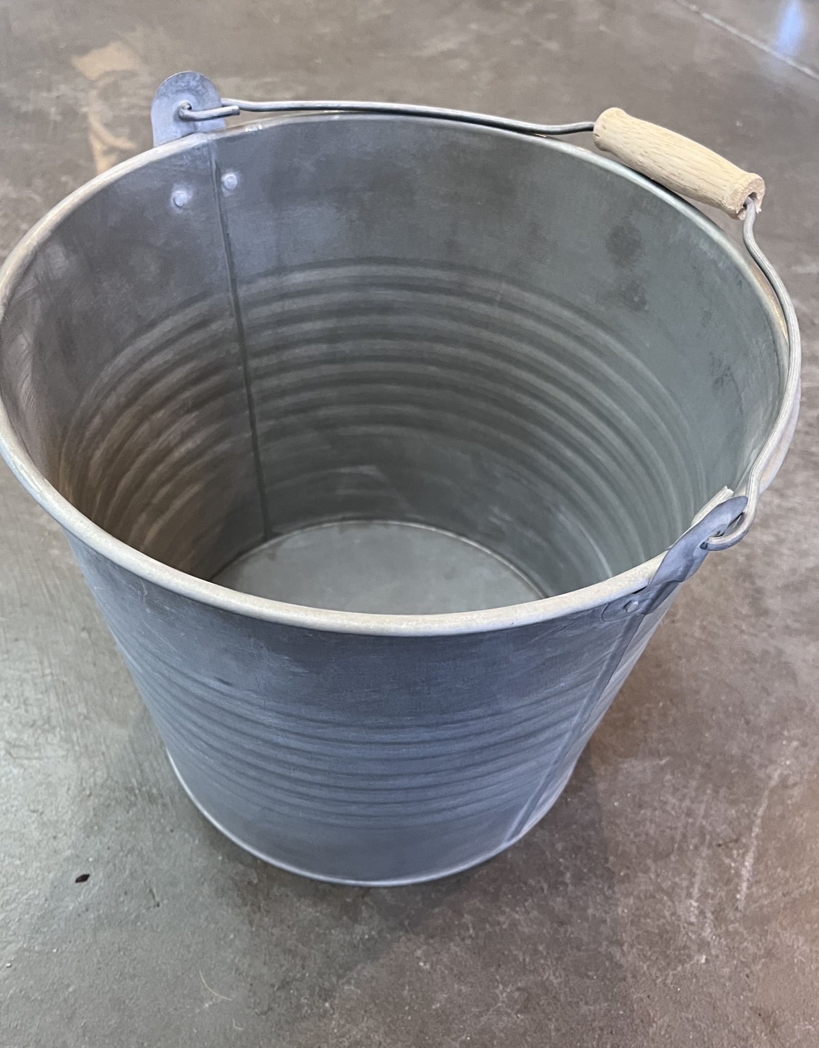 Ramstad Round Planter