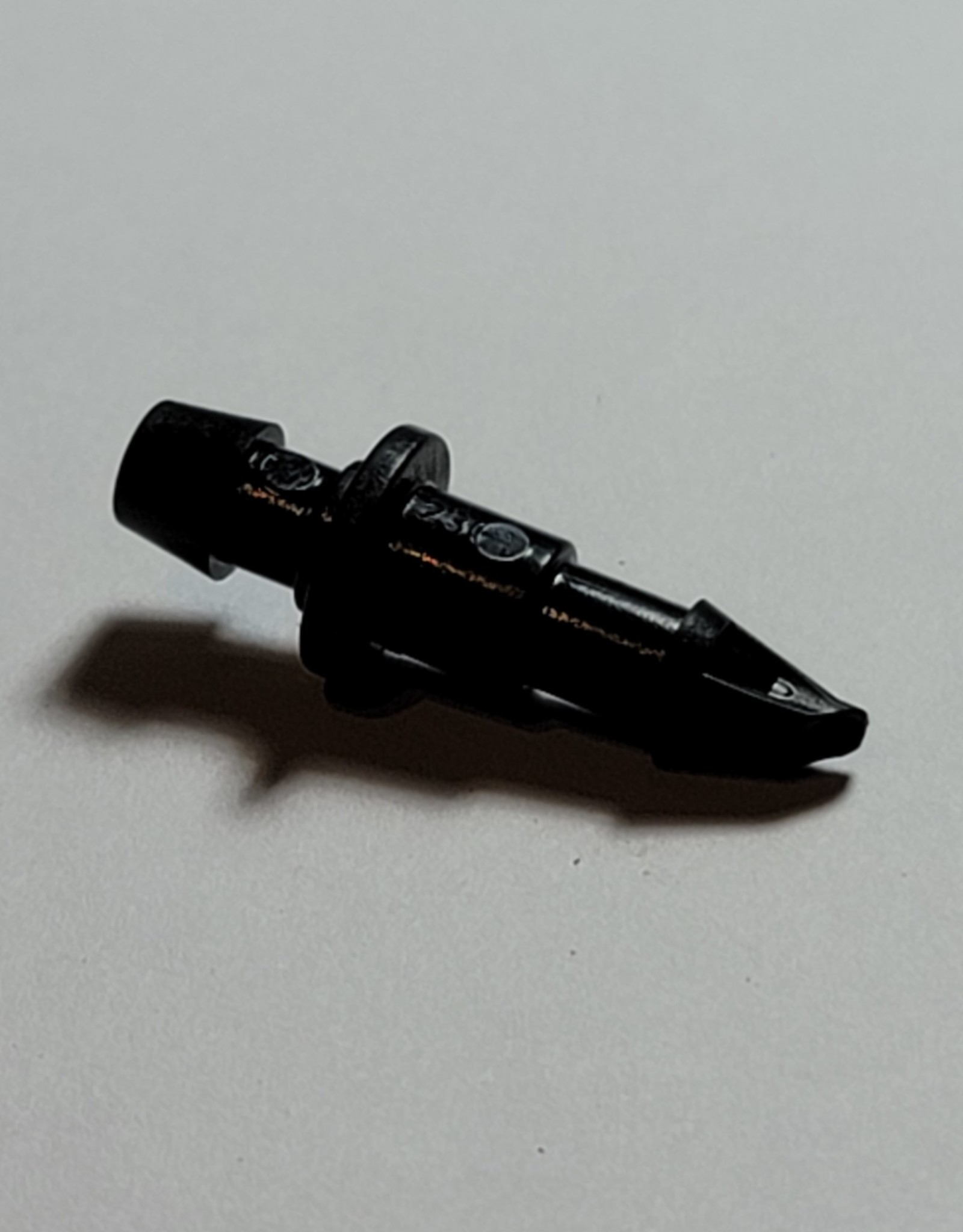 1/4 Inch barbed connector ( connects 1/4'' line to 1/2'' main line)