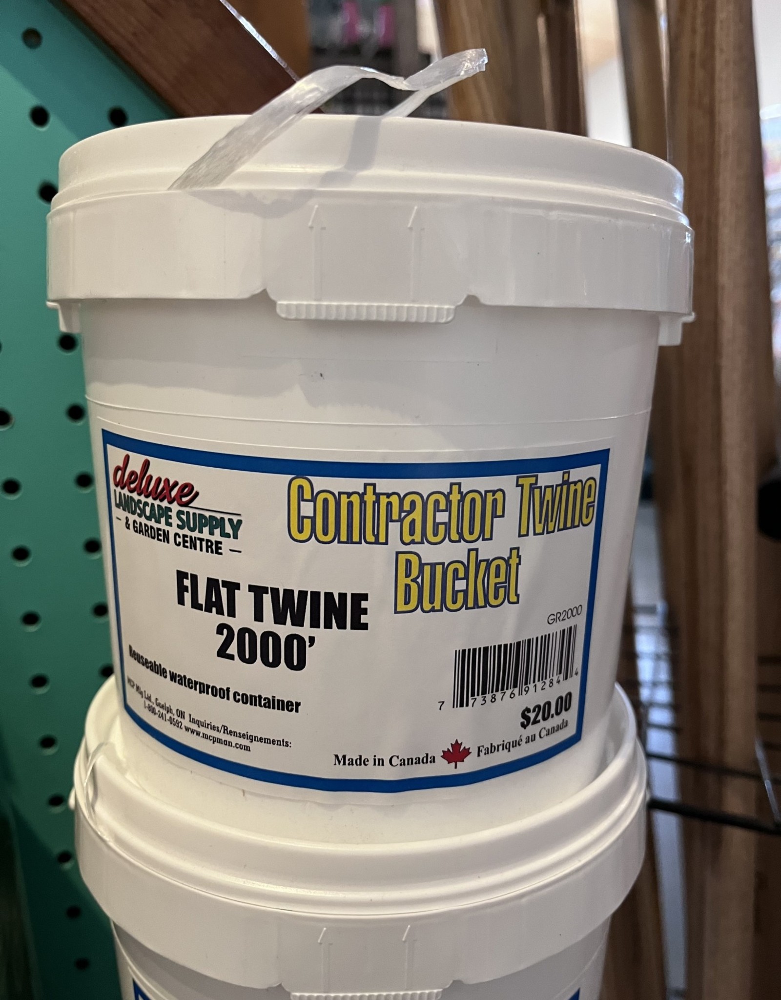 Contractor Twine Bucket 2000 feet - Flat Twine