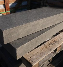 Basalt Tread Yaletown Flamed Top, 3 Edges Rockface 6 x 14 x 48
