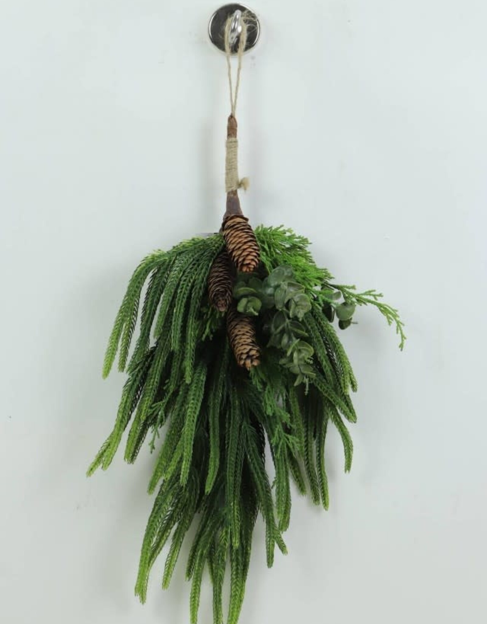 24 inch Evergreen Teardrop