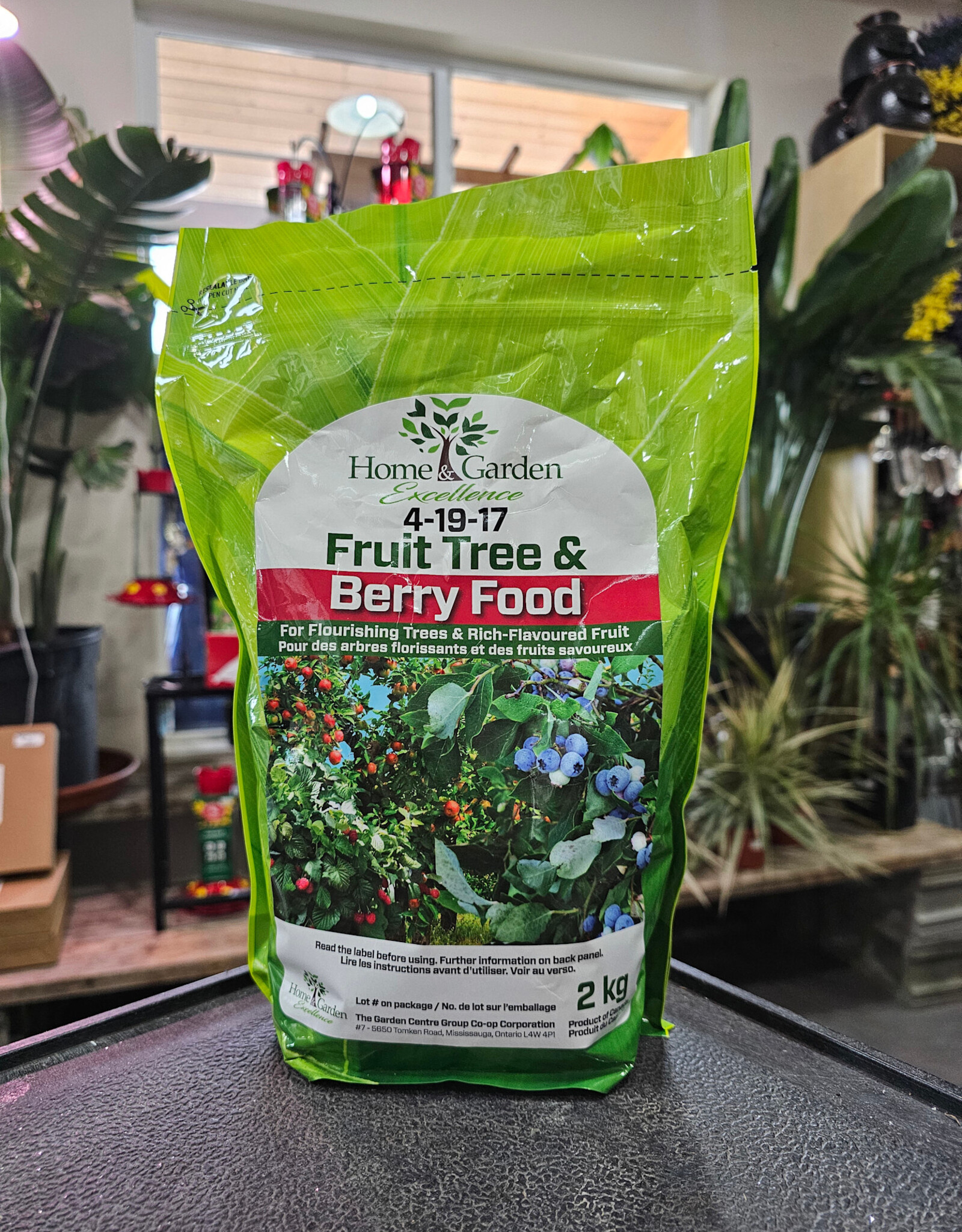 HGE Fruit Tree and Berry 4-19-17 2kg