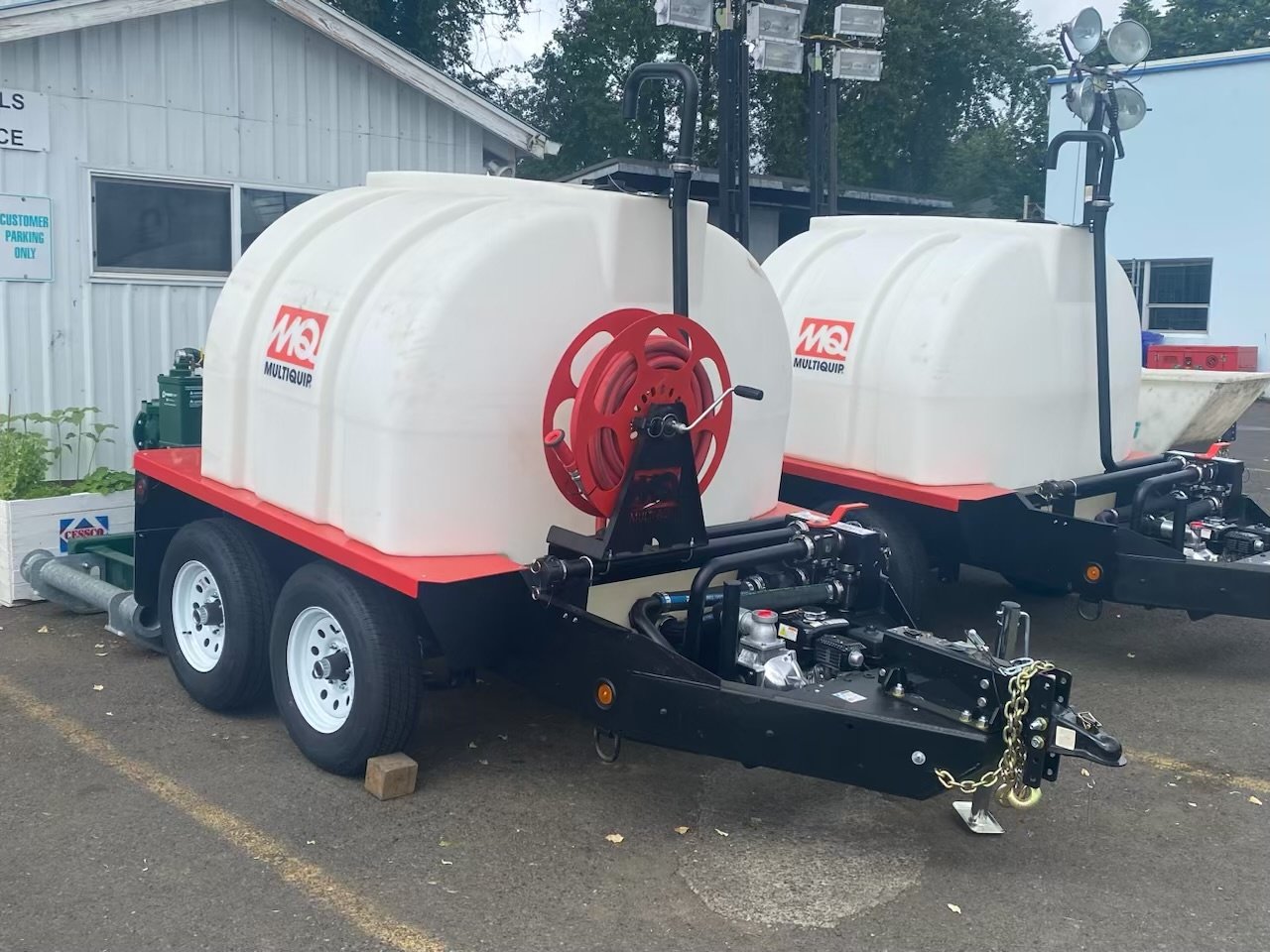 mq qt8 water trailer