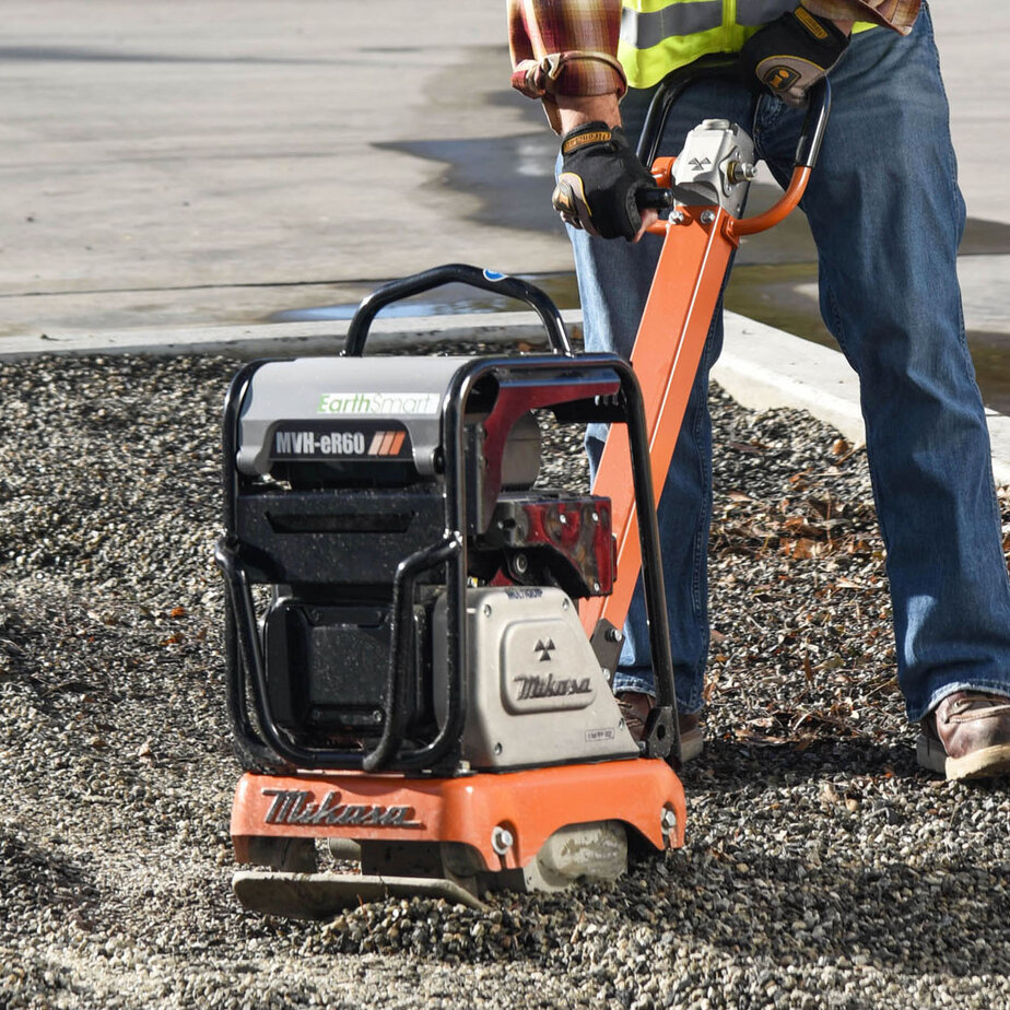 Multiquip MVHeR60B Mikasa Reversible Plate Electric Compactor (Tool Only)