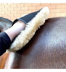 Hairy Pony Hairy Pony Merino Wool Horse Polishing Mitt