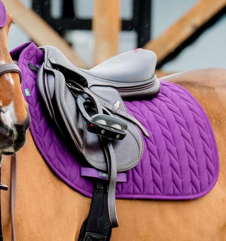 Amigo Amigo® Close Contact Saddle Pad