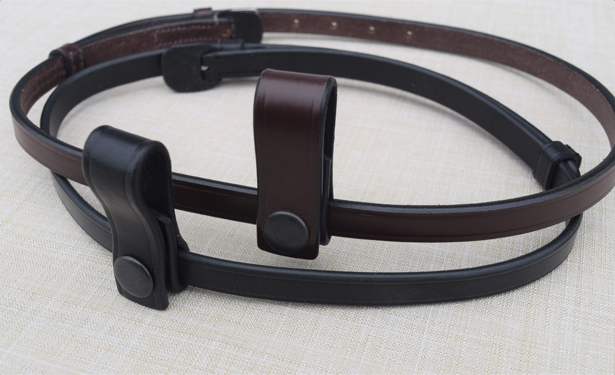 KL Select Red Barn Snap Flash Strap