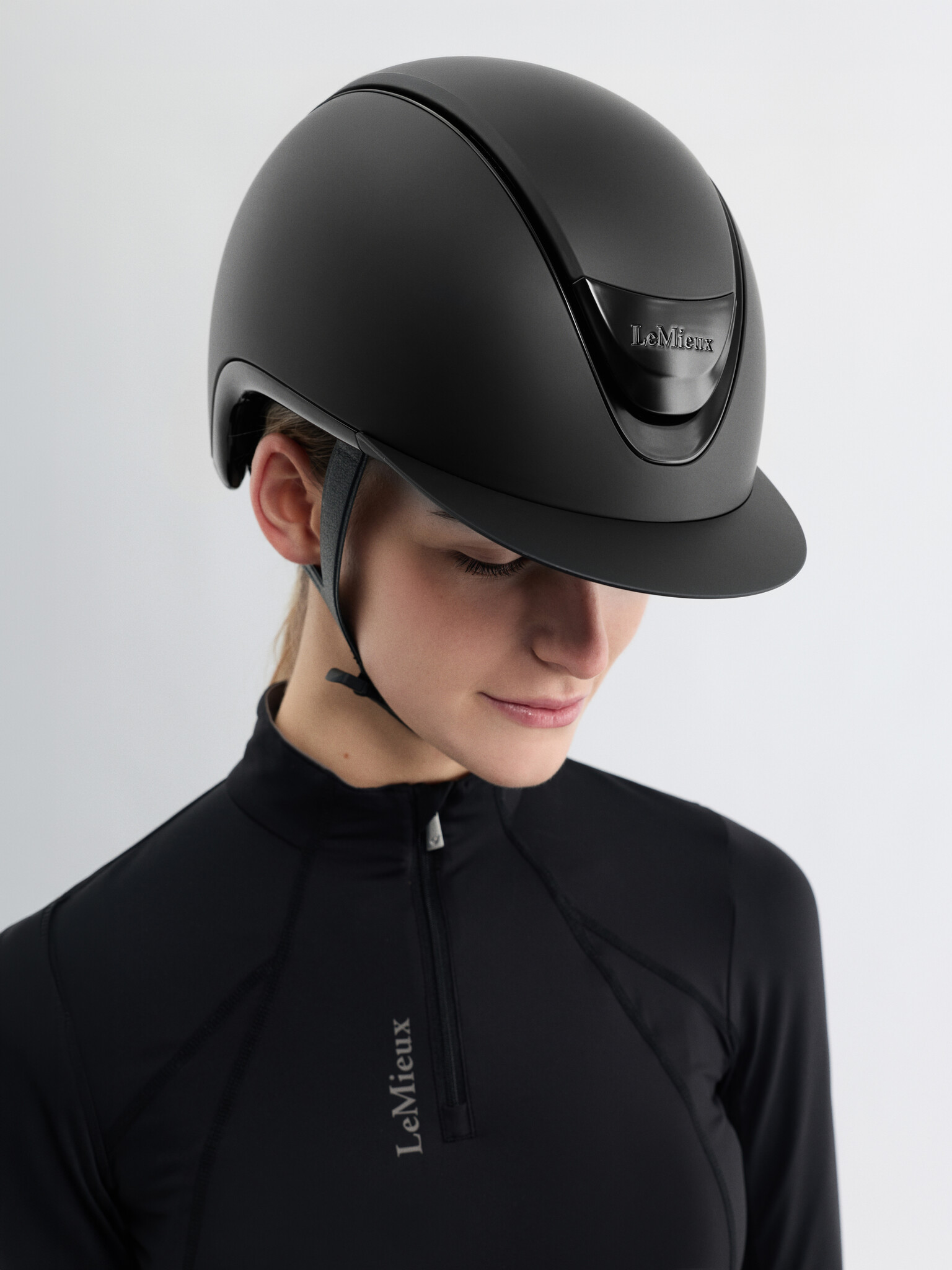 LeMieux LeMieux Verv® Competition Helmet Matte Black