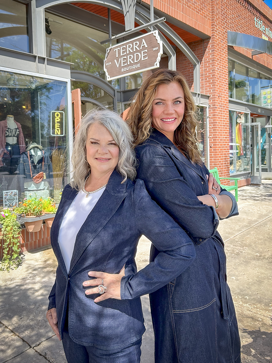Carrie & Leah 2024
