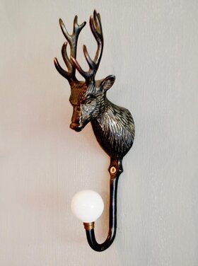 Chehoma Deer Head Hook