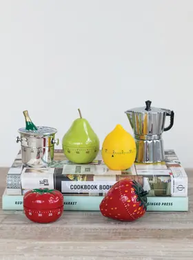 Creative Co-Op Lemon Shaped 60 Minute Twist Timer