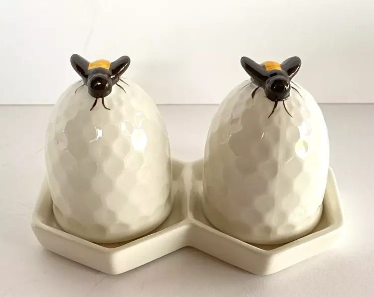 Creative Co-Op Beehive Salt Pepper Shakers