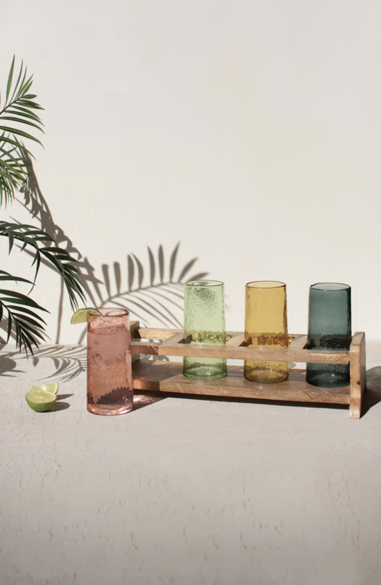 4 Cocktail Glasses w Wooden Tray