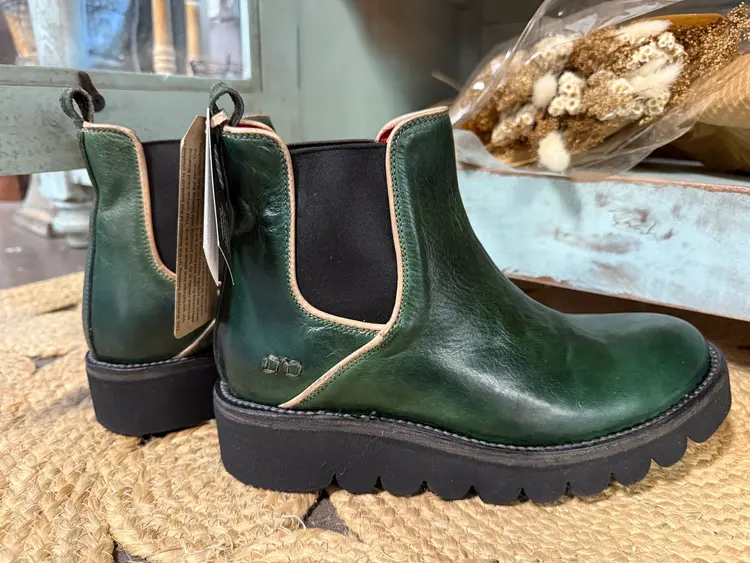 Bed Stu Novel II Boot