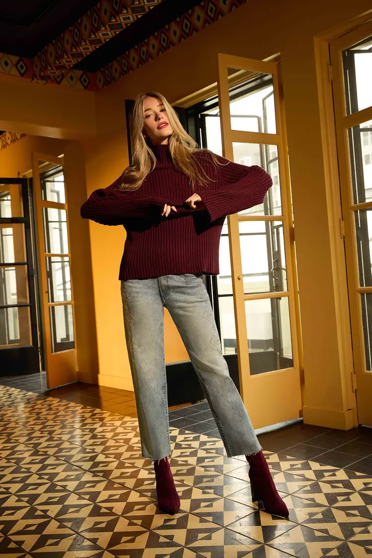 Kut from the Kloth / Swatfame Hera Turtle Neck Sweater