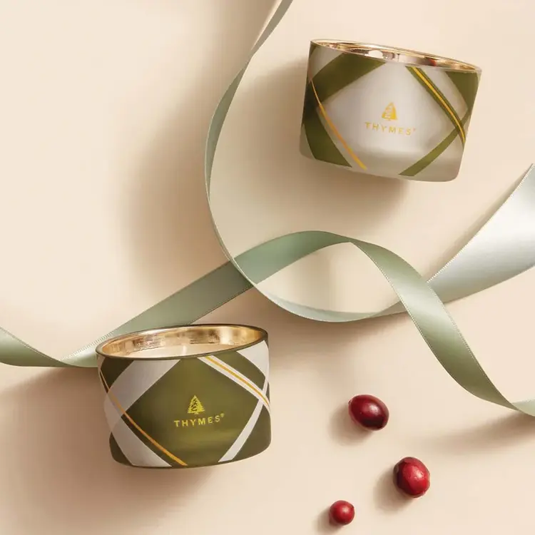 Thymes FFr Frosted Plaid Candle Set