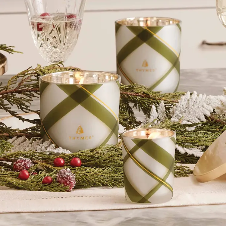 Thymes FFr Medium Frosted Plaid Candle
