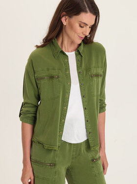 XCVI Knapp Button Up