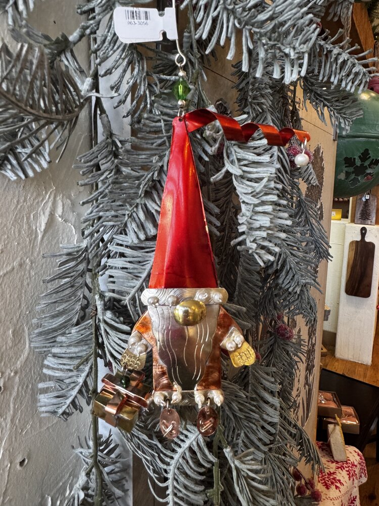 santa gnome