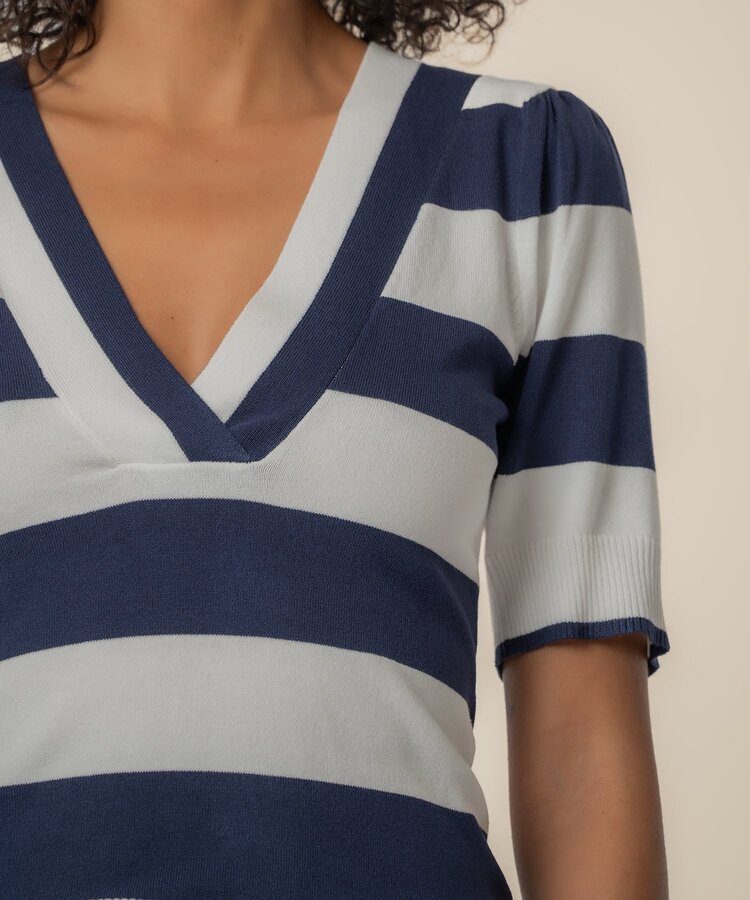 Kut from the Kloth / STS Blue Yona Stiped V Neck SS