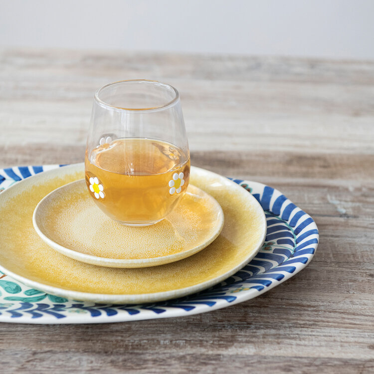 Creative Co-Op Drinking Glass w/ Embedded Daisies White & Yellow