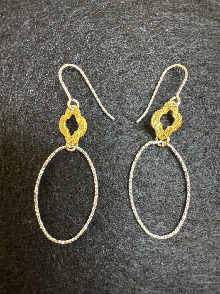 Michelle Gonzalez Designs Earring Silver Oval Mix