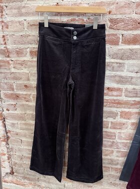 Kut from the Kloth / Swatfame Meg Wide Leg Pant Welt Pocket